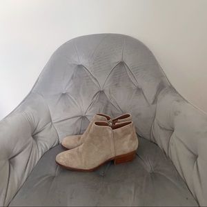 Sam Edelman Short Suede Booties, Size 7